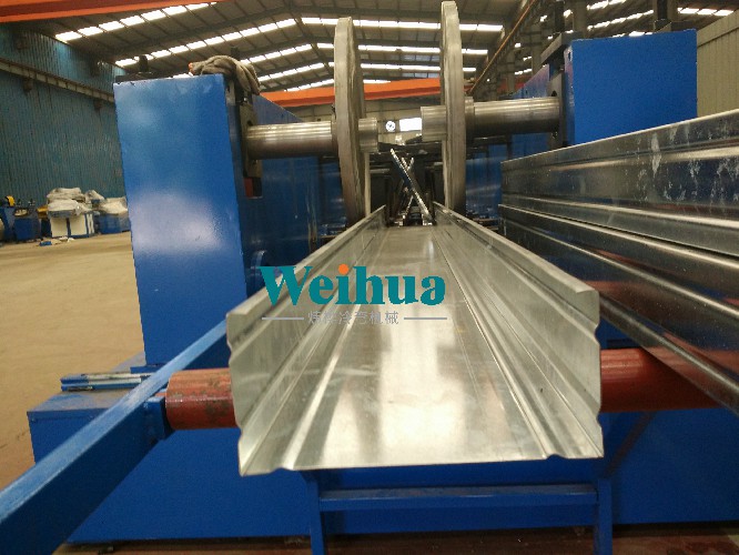 多規(guī)格電纜橋架自動生產(chǎn)線 IMG_20160523_135021.jpg