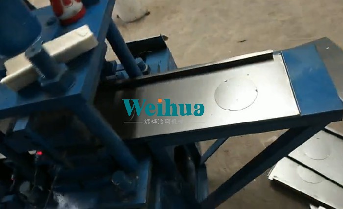 全自動消火栓箱冷彎成型設備 消防箱隔板.jpg