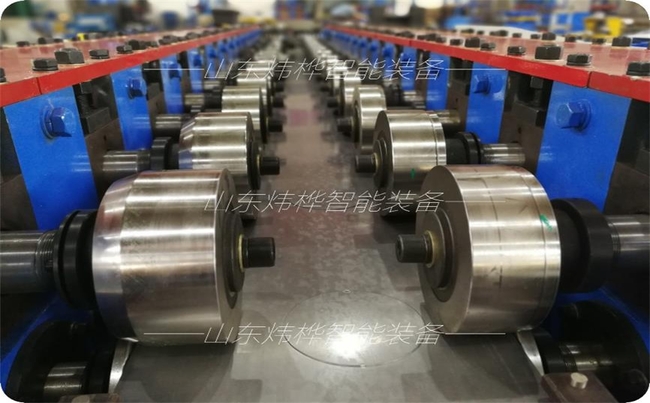 1576312553866754.jpg 消防箱成型機.jpg